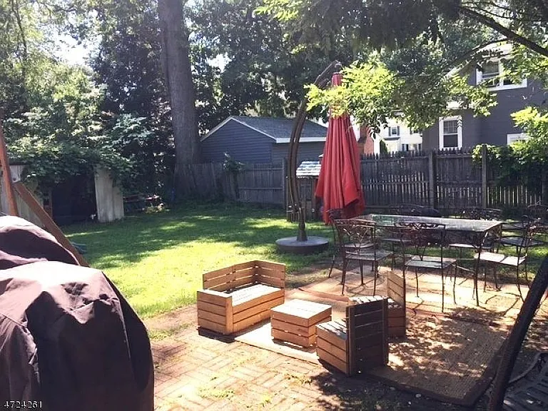 25 Preston Dr — Photo 8