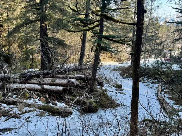 1617 Harold Ave, Seward, AK 99664