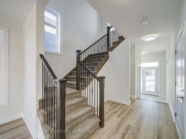 13 Lillys Ct — Photo 8