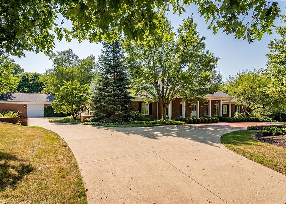 1st image of 2211 Linwood Ct