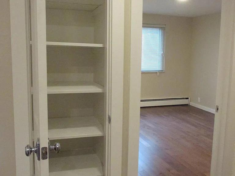 1233 N Ogden St #409 — Photo 12