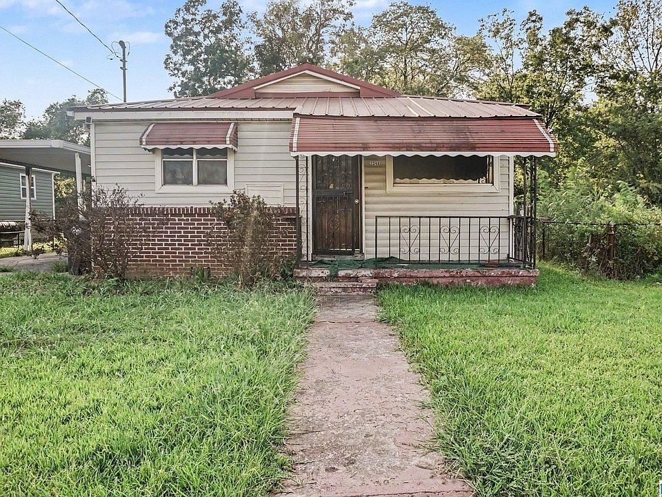 1st image of 3348 34th St N