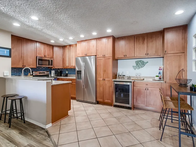 Kitchen and Bar