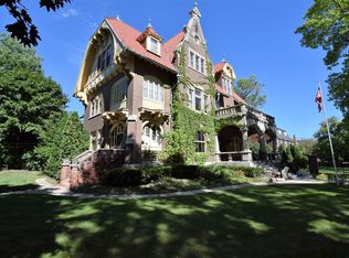 2611 N Terrace Ave, Milwaukee, WI 53211