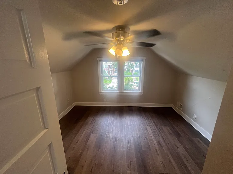 2885 Erie Ave #2 — Photo 33