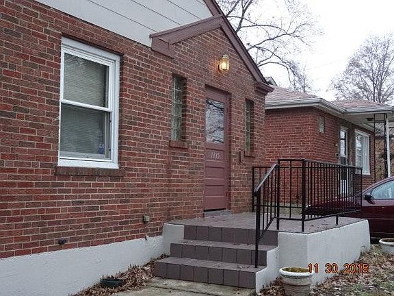 3rd image of 1335 Coolidge Dr