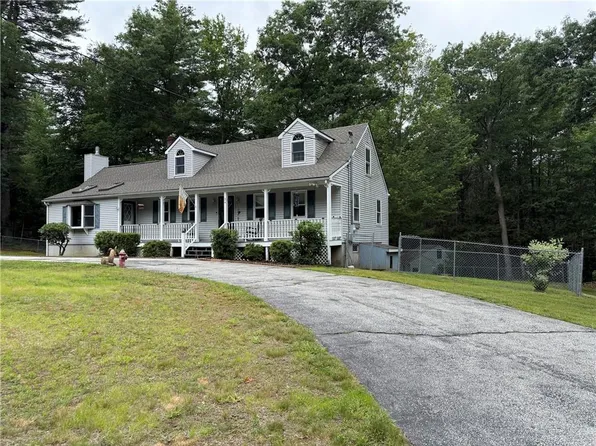 34 Angell Rd, Chepachet, RI 02814
