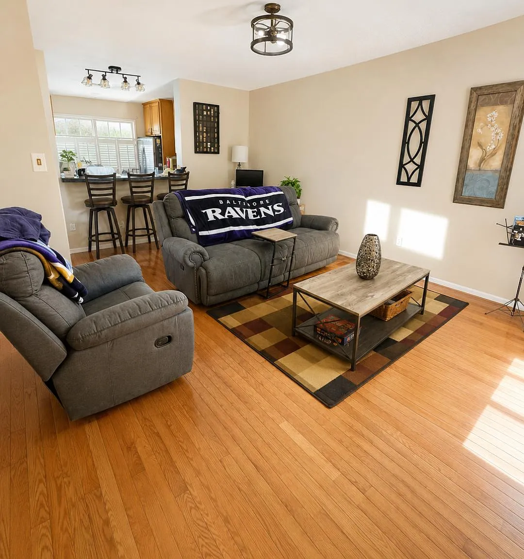 3 bed, 2.5 bath, 1500 sqft, $2,700 — Photo 4