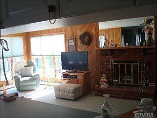 3rd image of 239 N Prospect Ave