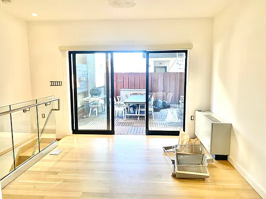 Rented by Corcoran | media 32