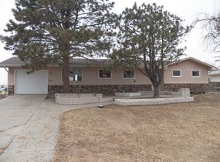 4015 Hillside Dr, Pueblo, CO 81008