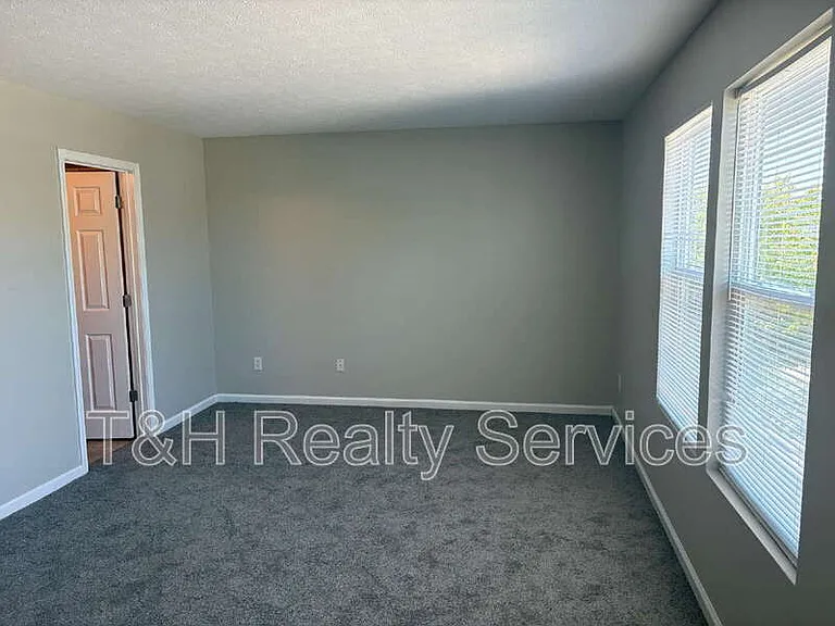 8151 Firefly Way — Photo 15