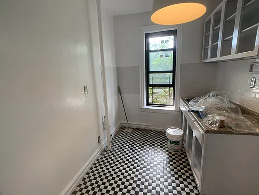 Rented by Realty Nerd | media 7