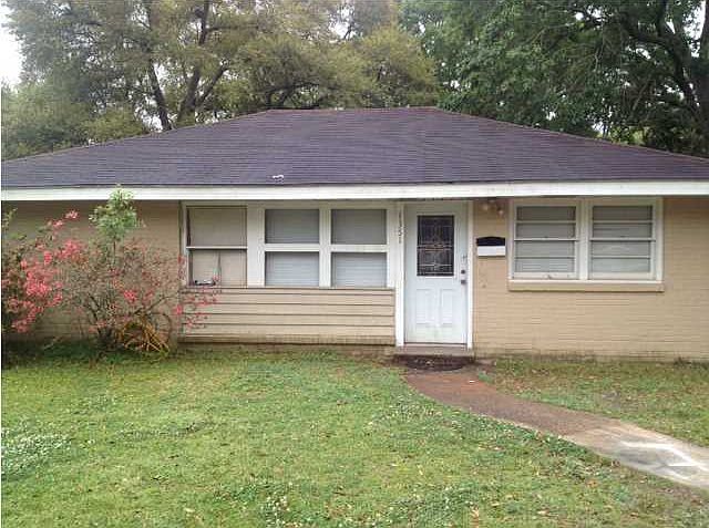 1st image of 1351 Nile St