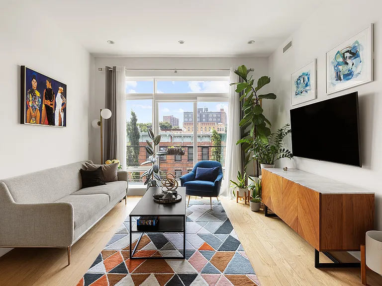 205 Macdougal St #4A — Photo 1