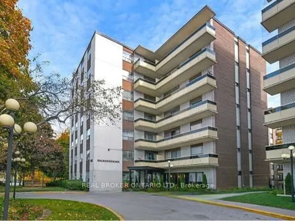 921 Midland Ave #306, Toronto, ON M1K 4G2