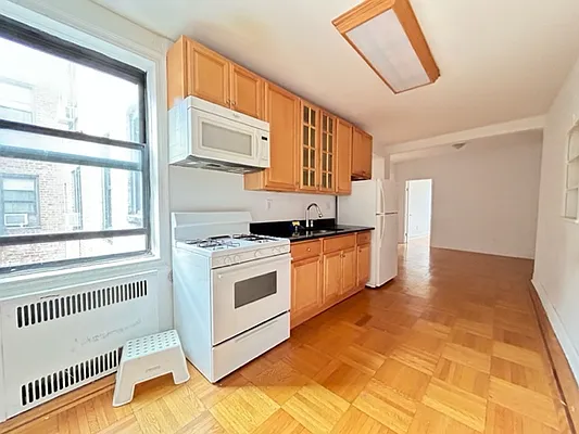 Rented by Lang Realty LLC | media 2