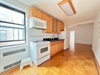 Rented by Lang Realty LLC