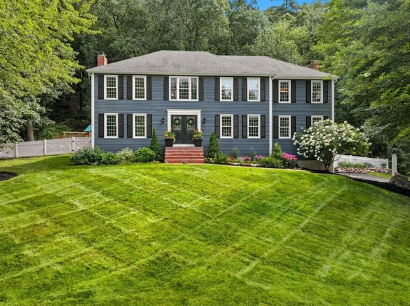 89 Christian Way, North Andover, MA 01845