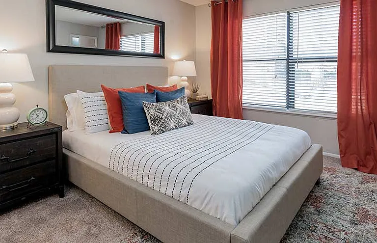 River Vista Apartments — Photo 5