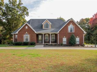 1949 Union Hill Rd, Goodlettsville, TN 37072