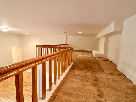 5th image of 45 W 75th St APT 1A