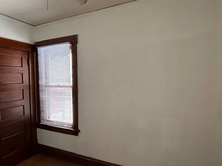 1074 5th St E — Photo 19