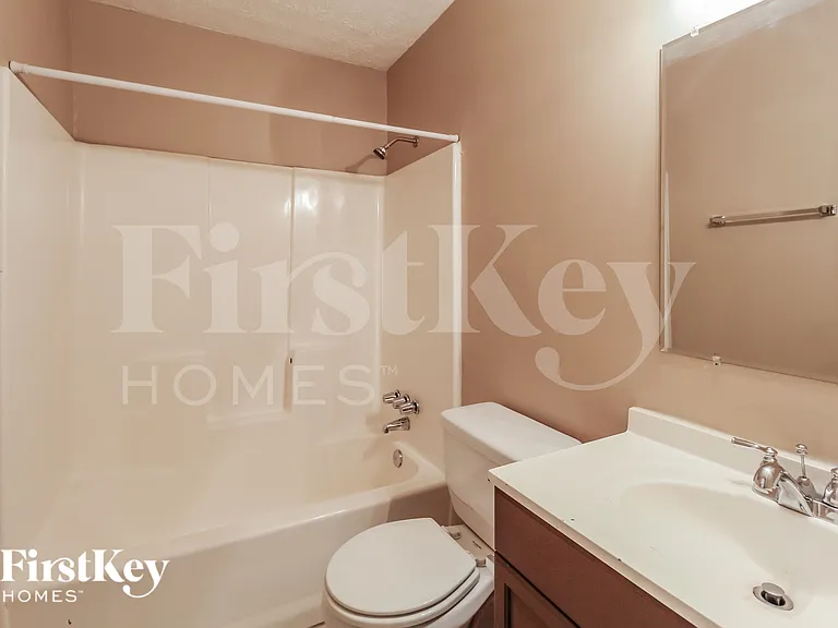 4401 Raven Valley Ct — Photo 9