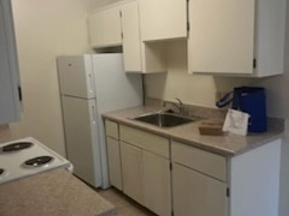 2nd image of 531 Pomona Ave #Acc530d74
