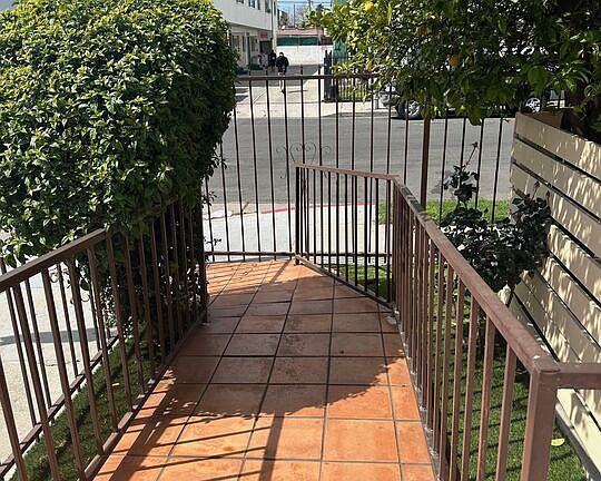 4th image of 4859 Saturn St