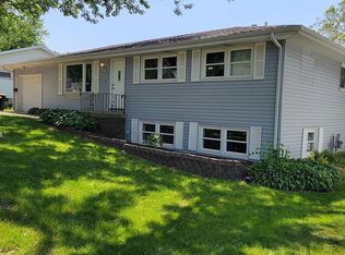 709 Kathleen Dr, Normal, IL
