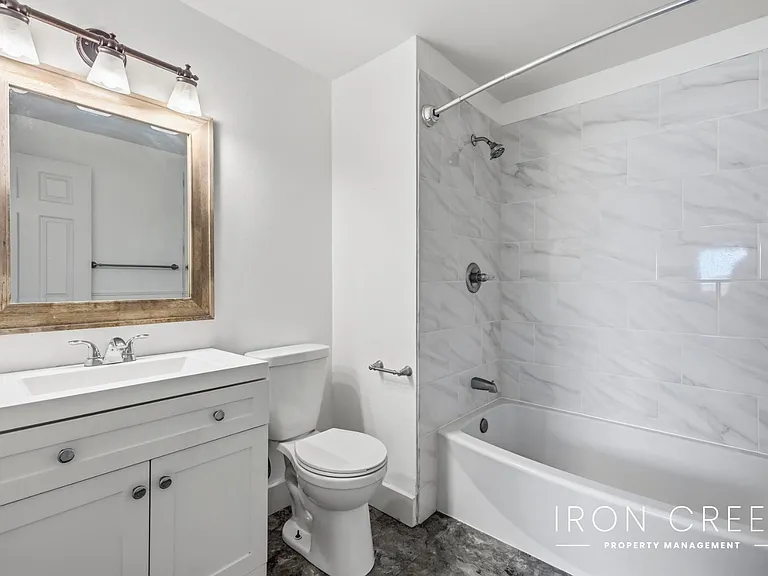 1544 E Falconrim Ct — Photo 21