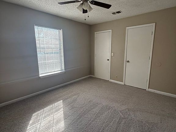 4th image of 617 Castlegate Dr