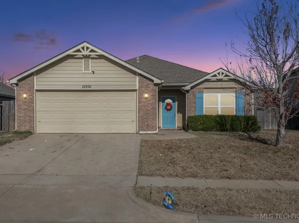 15201 E 109th Pl N, Owasso, OK 74055