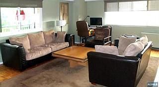 3rd image of 2185 Lemoine Ave APT 6A