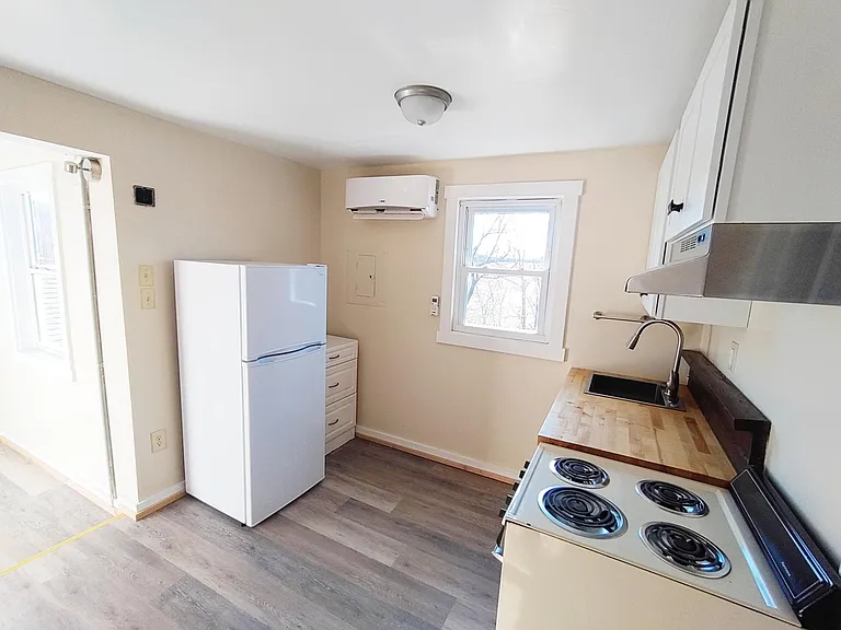 4317 Buckeystown Pike #R — Photo 11