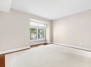 1121 Parkridge Ln APT 203, Raleigh, NC 27605