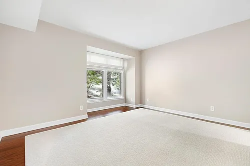 1121 Parkridge Ln #203 Photo 1