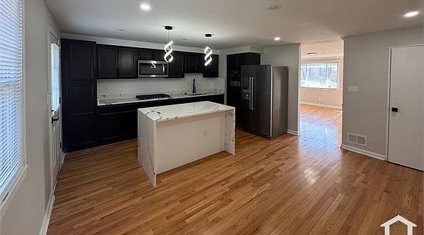 1st image of 5218 Darien Rd