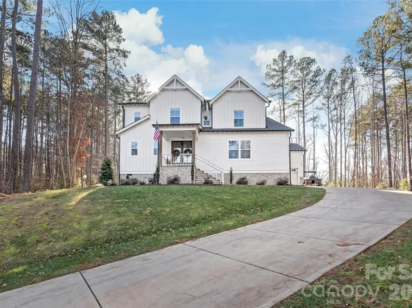 4171 Island Fox Ln, Denver, NC 28037