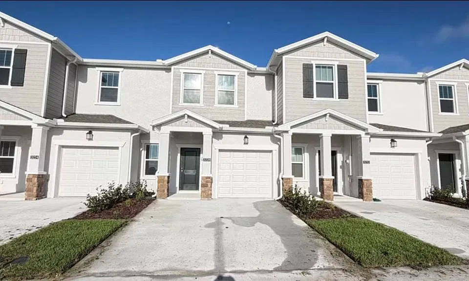 3228 Namaste Dr