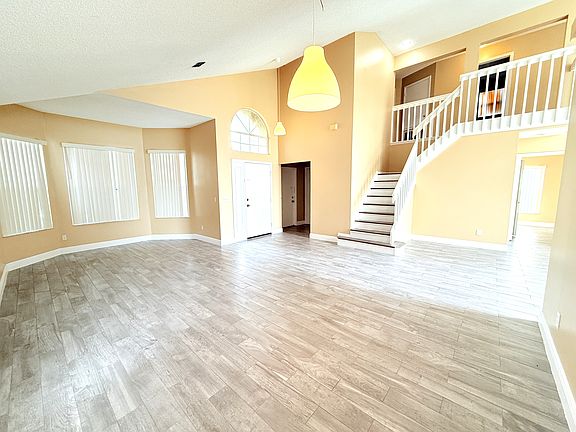 5th image of 8230 Woodsworth Dr