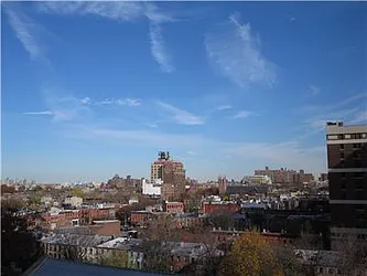 Rented by R New York