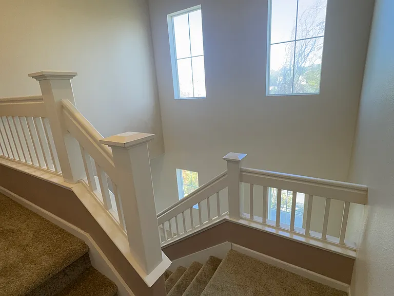 1084 Cottage Ln — Photo 22