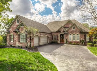 994 Cedars Valley Rd, Saint Albans, MO 63073