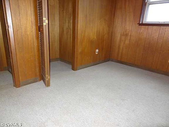 4th image of 1848 N Lakeshore Dr