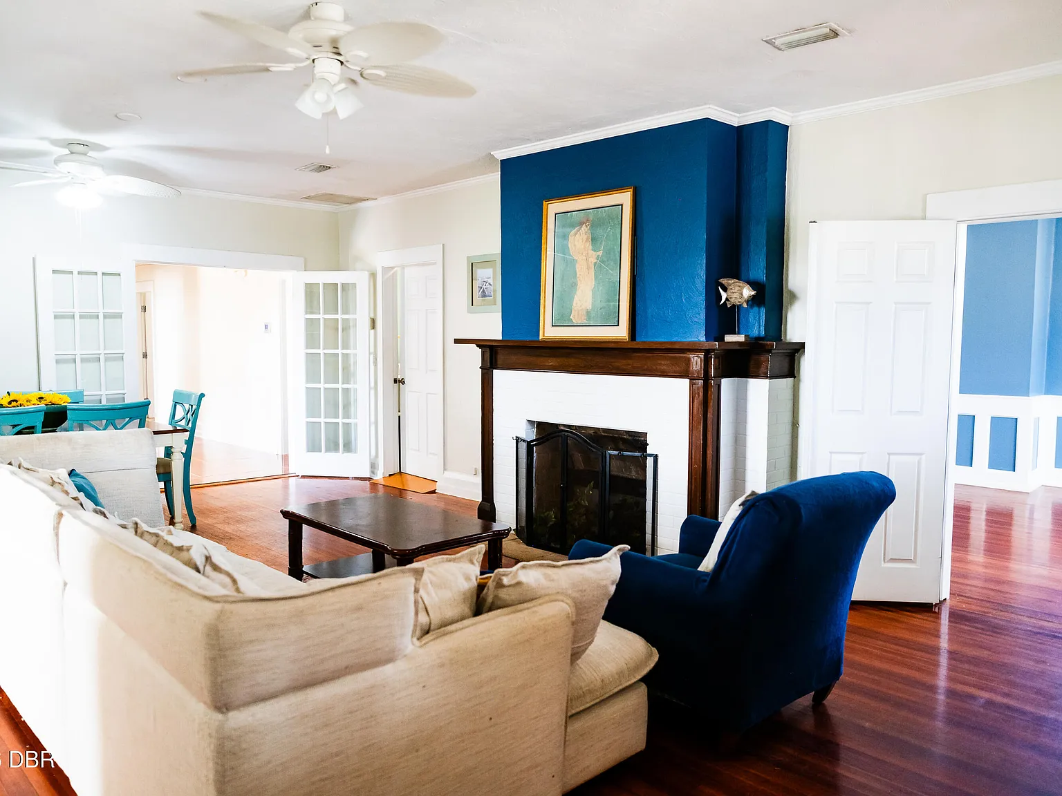 4 bed, 2.0 bath, 2488 sqft, $2,900 — Photo 3