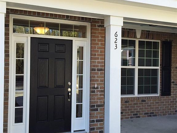 2nd image of 623 SE Coniston Drive SE