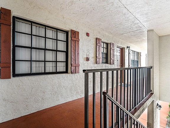 4th image of 4151 Oak Terrace Drive #4151