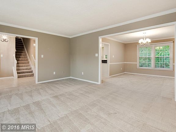 4th image of 4604 Sand Rock Ln